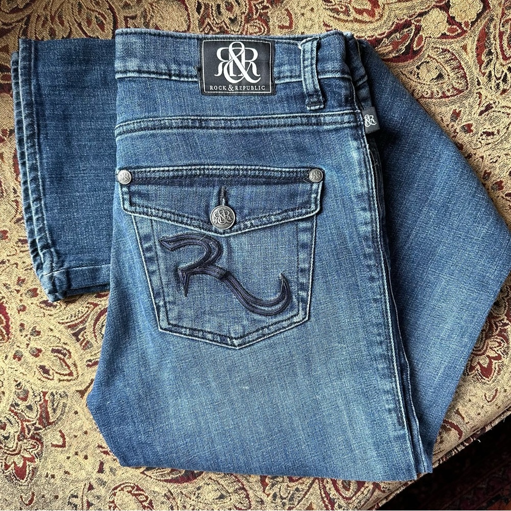 Rock & Republic size 10 ladies. Kasandra,Boot cut.